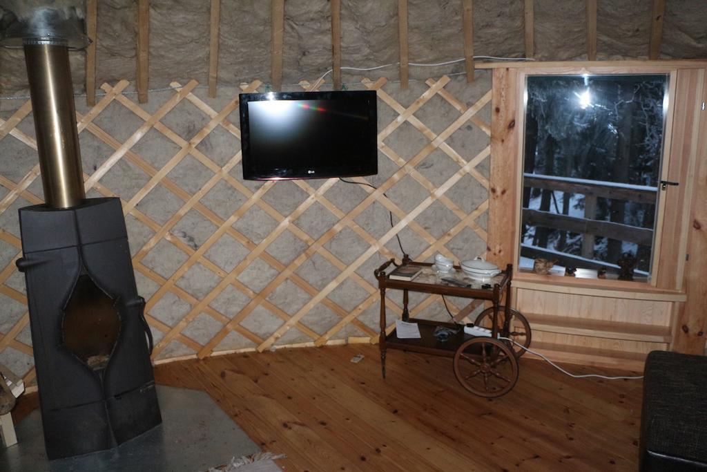 Yurtos Guest House Gaugariai Room photo